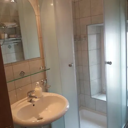 Gostinjska kuća Double 16844a 3*